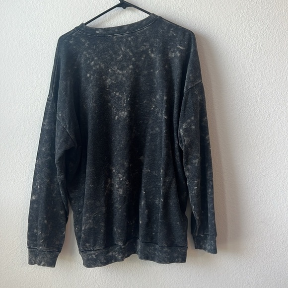 No Boundaries Graphic Sweatshirt/Crewneck - Womens XL - Picture 7 of 7